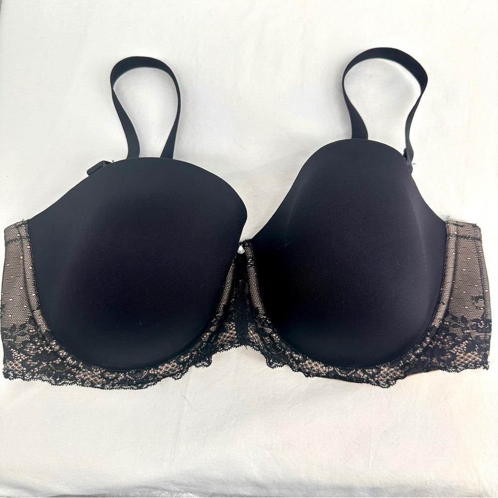 Torrid Black Peach Seamless Bra with Lace‎ Overlay 42DD